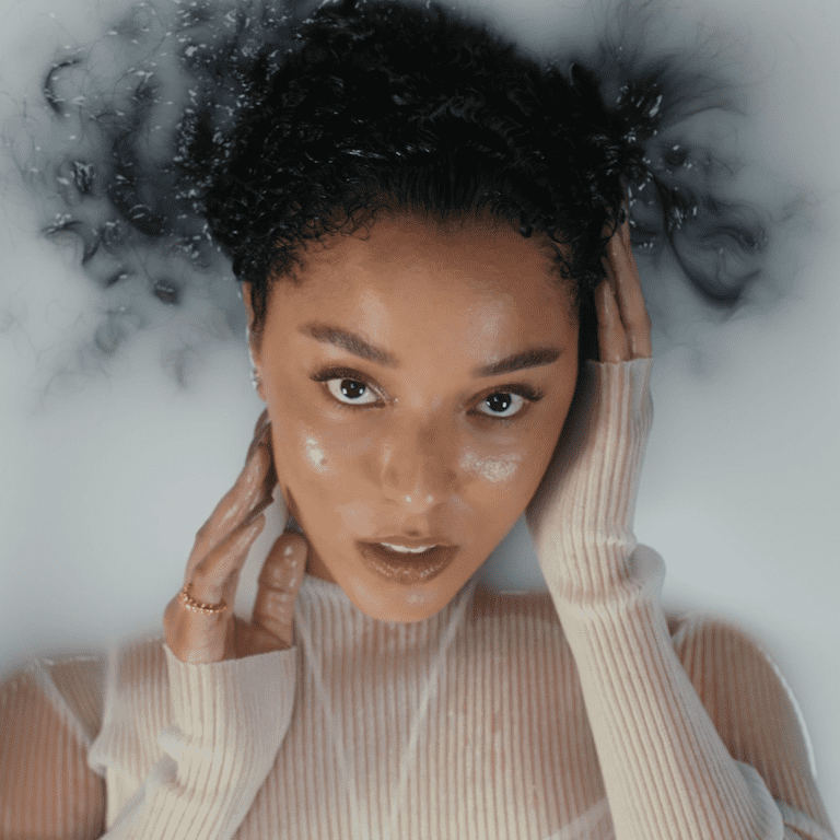 Grace Carter – Dark Matter